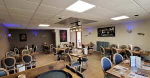 Où manger autour du Château de Ravenel ?